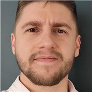 Diplomé d'un doctorat en biologie, je souhaiterais mettre à profit mes connaissances et ma pédagogie pour la nouvelle génération